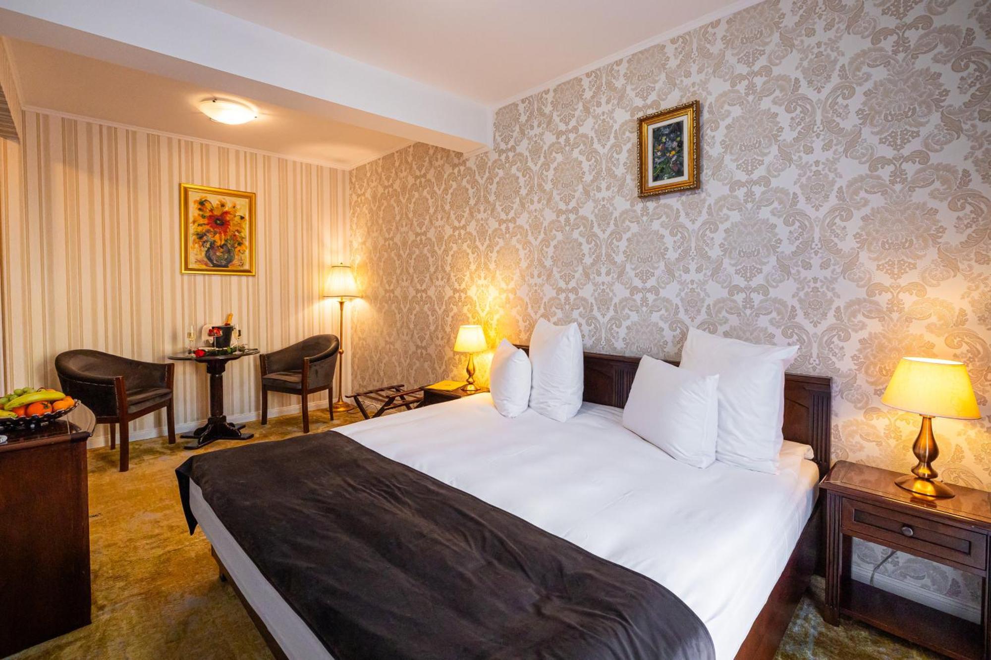 Hotel Brilliant Plaza 4*